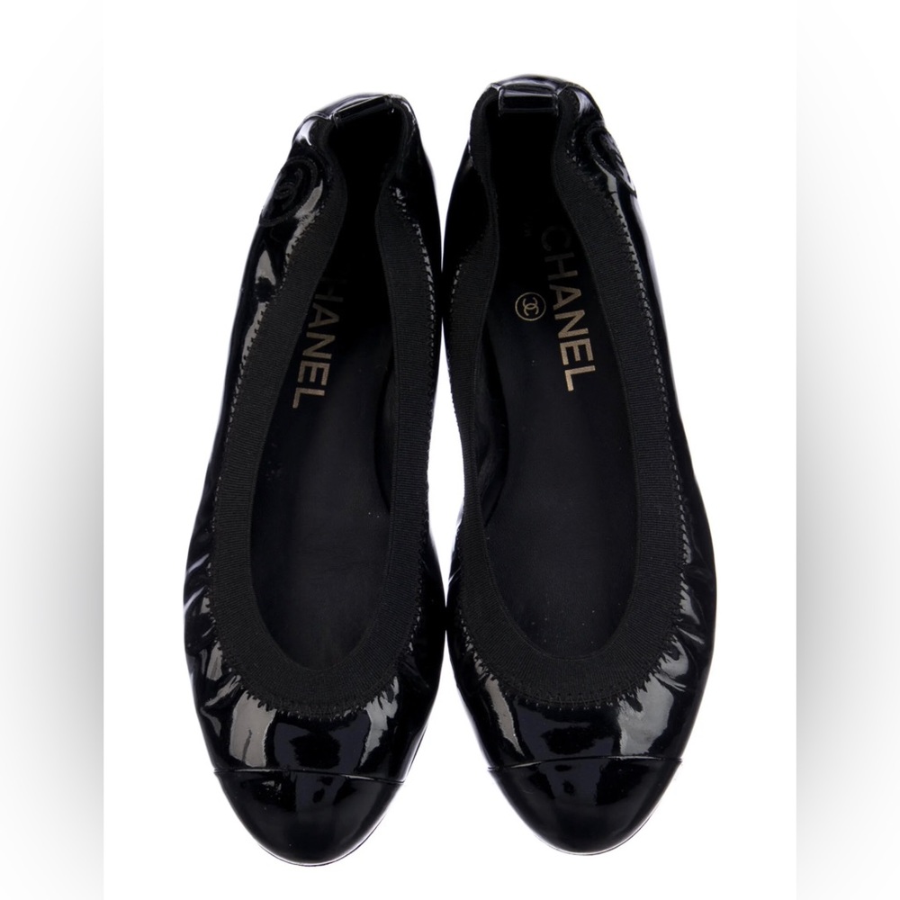 CHANEL Stretch Spirit Interlocking CC Logo Ballet Flats